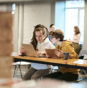 طراحی سایت آسان وب