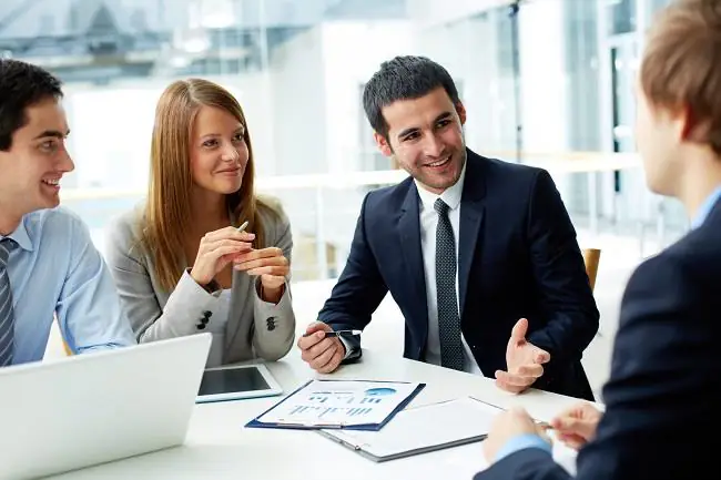 خودم طراحی کنم یا فردی را استخدام کنم؟